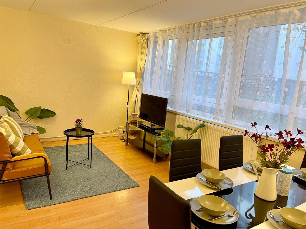 3Br Central London Close Station 外观 照片